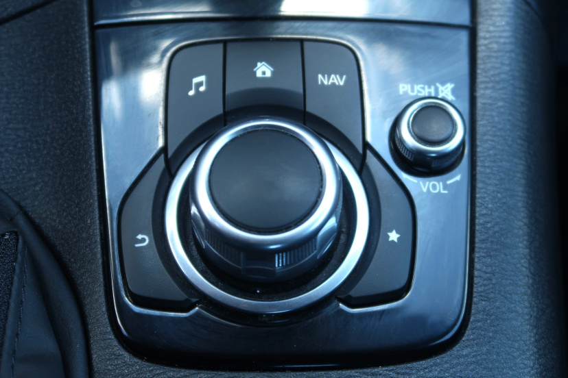 Mazda 3, 2016