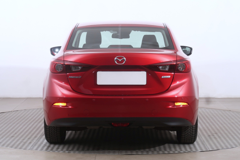 Mazda 3, 2016