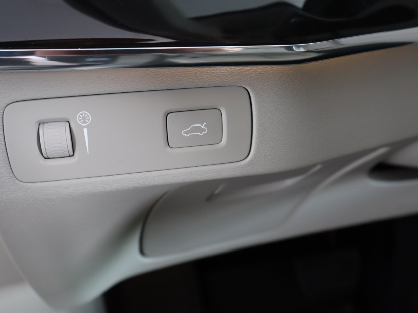 Volvo XC90, 2017