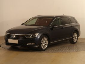 Volkswagen Passat - 2015