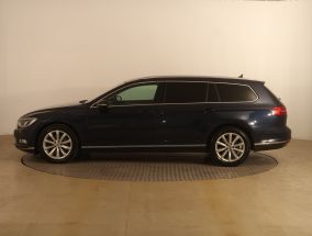 Volkswagen Passat - 2015