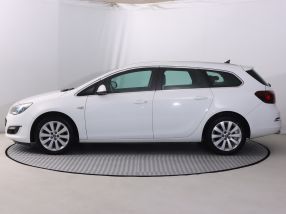 Opel Astra - 2014