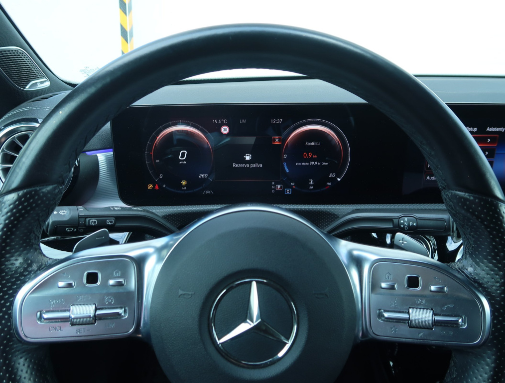 Mercedes-Benz A