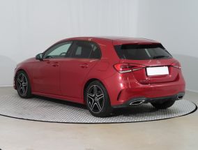 Mercedes-Benz A - 2022