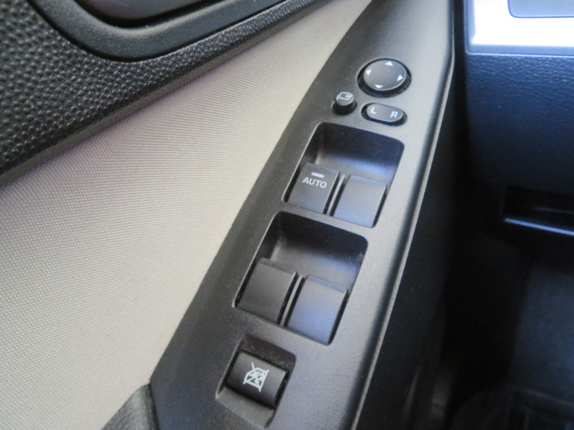 Mazda 3, 2010