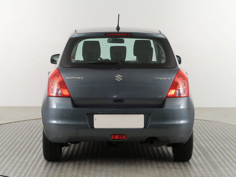 Suzuki Swift, 2010