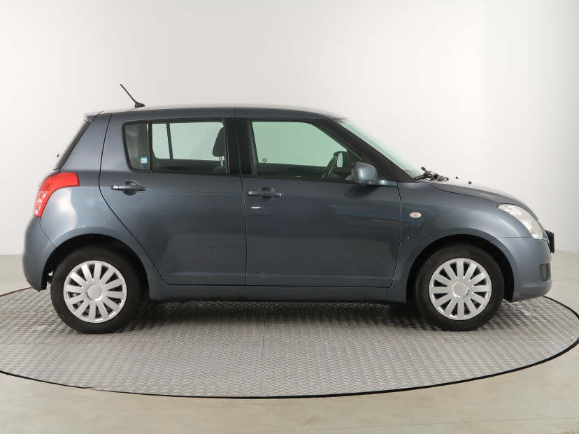 Suzuki Swift, 2010