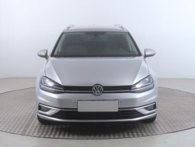Volkswagen Golf - 2020