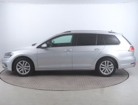 Volkswagen Golf - 2020