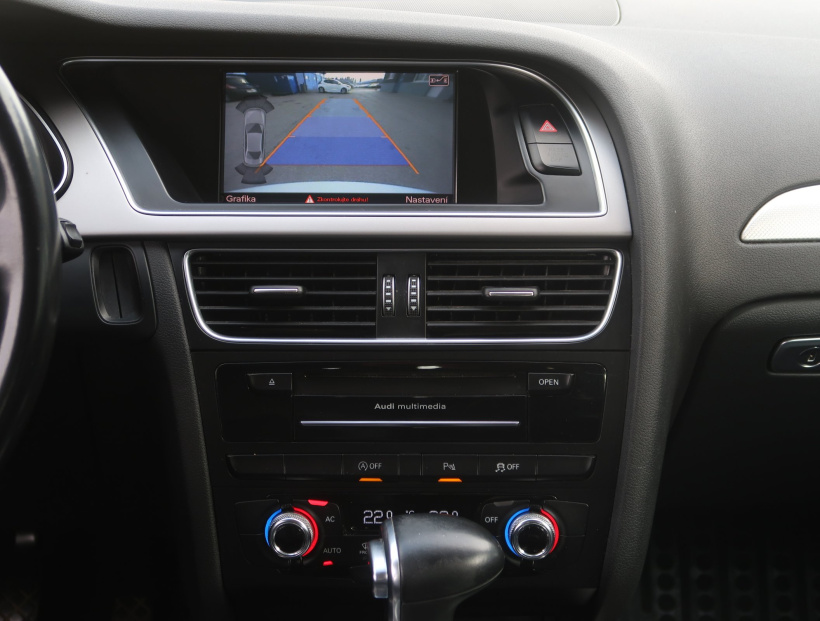 Audi A4, 2014