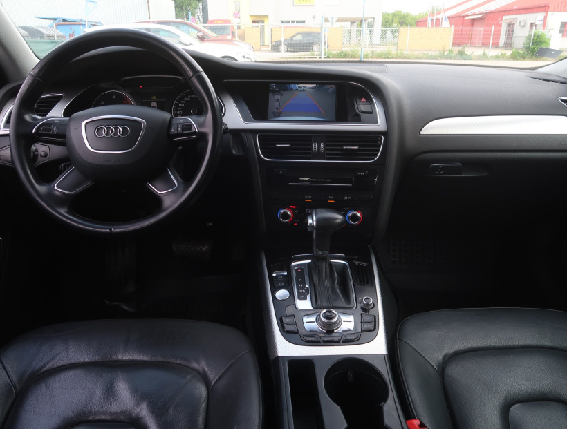 Audi A4, 2014