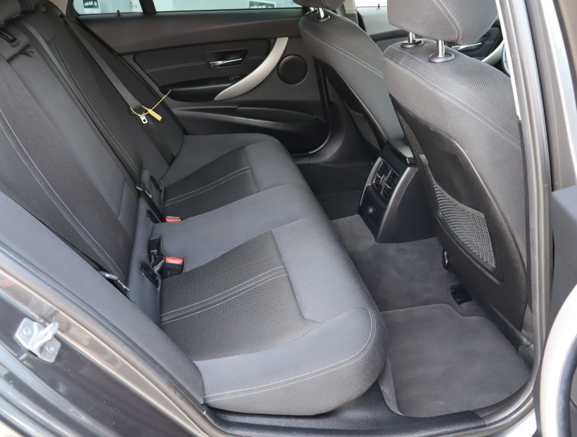 BMW 3, 2019