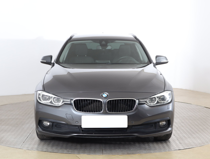 BMW 3, 2019