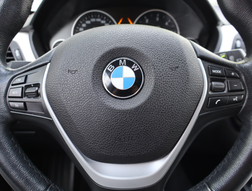 BMW 3, 2019
