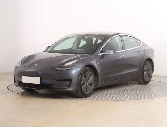 Tesla Model 3 Std Range Plus 52kWh