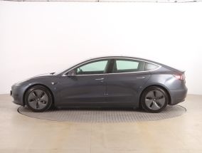 Tesla Model 3 - 2020