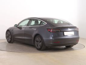 Tesla Model 3 - 2020
