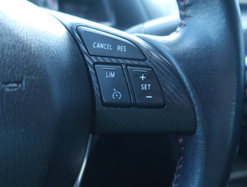 Mazda 3, 2016