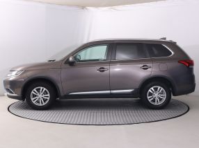 Mitsubishi Outlander - 2018
