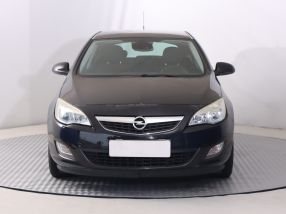 Opel Astra - 2010