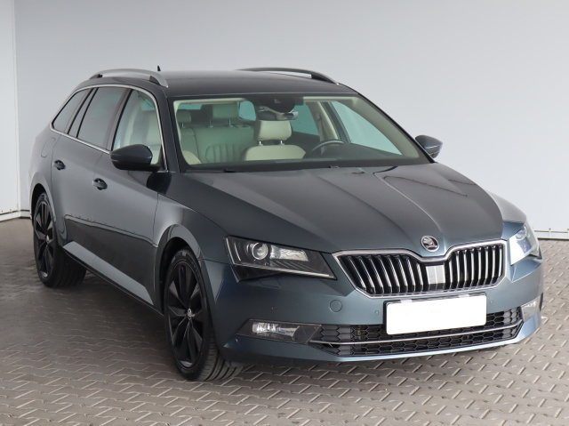 Škoda Superb 2019