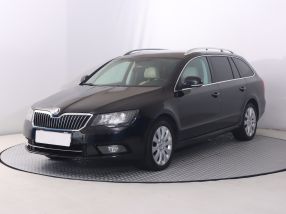 Škoda Superb - 2012