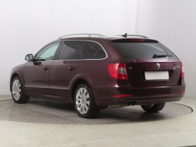 Škoda Superb - 2011