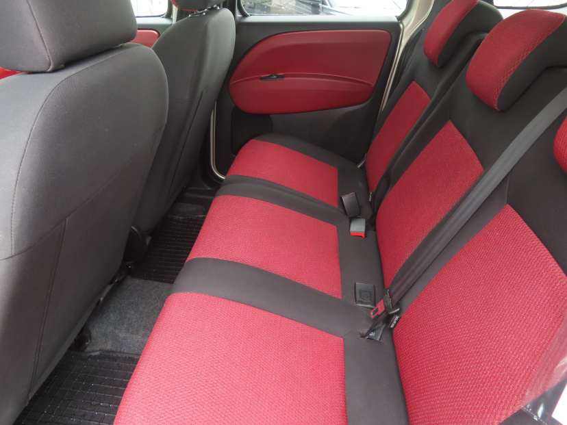 Fiat Doblo, 2011