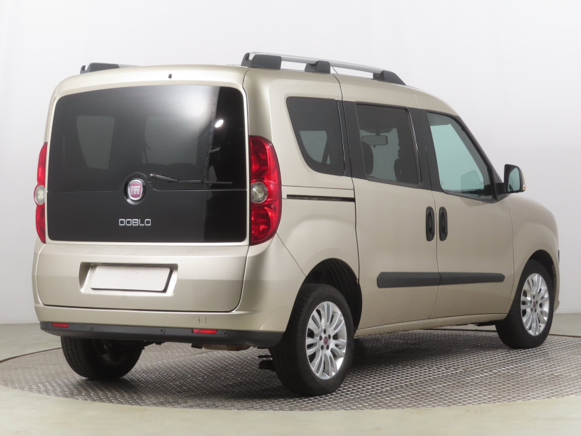 Fiat Doblo, 2011