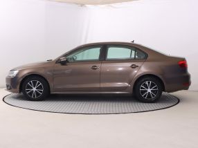 Volkswagen Jetta - 2011