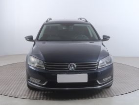Volkswagen Passat - 2012