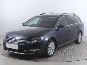 Volkswagen Passat - 2012