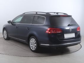 Volkswagen Passat - 2012