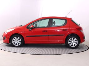 Peugeot 207 - 2011