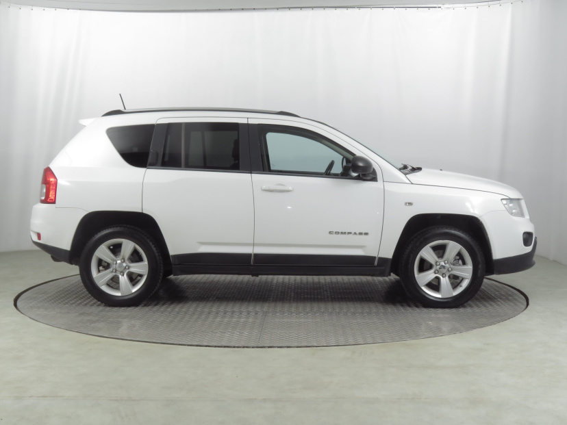 Jeep Compass, 2011