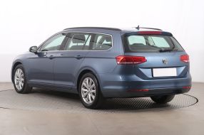 Volkswagen Passat - 2015