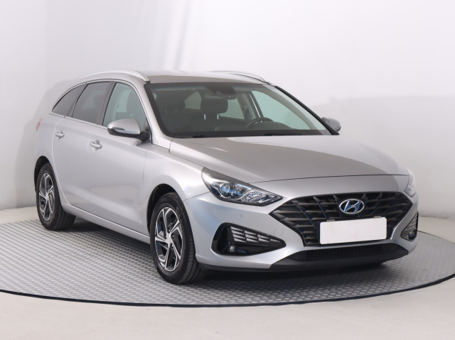 Hyundai i30 2022