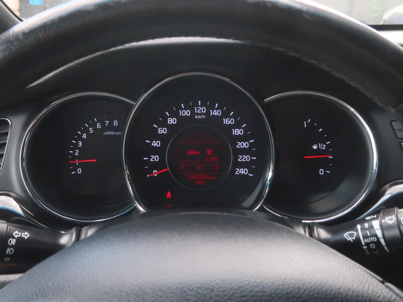 Kia ProCeed, 2015