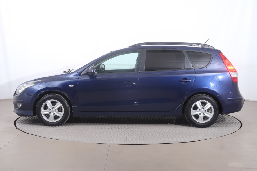 Hyundai i30, 2011