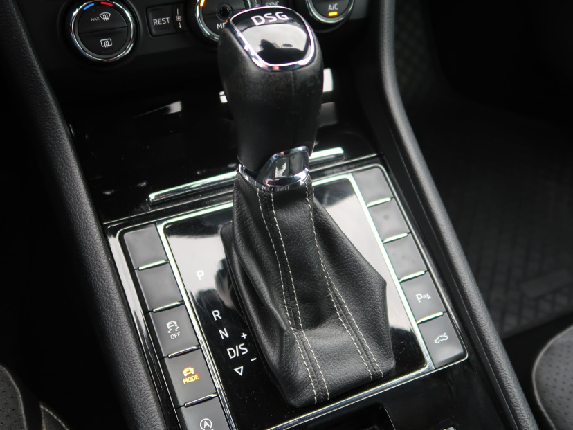 Škoda Superb, 2016