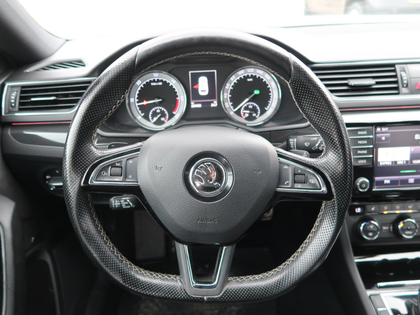 Škoda Superb, 2016