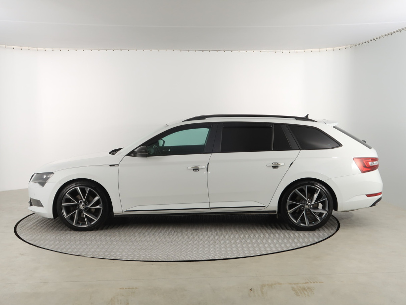 Škoda Superb, 2016