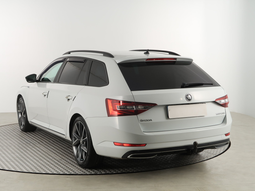 Škoda Superb, 2016