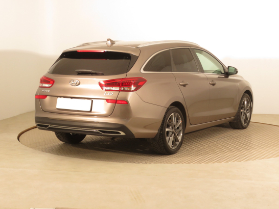 Hyundai i30 1.5 T-GDI MHEV