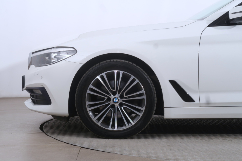 BMW 5, 2017
