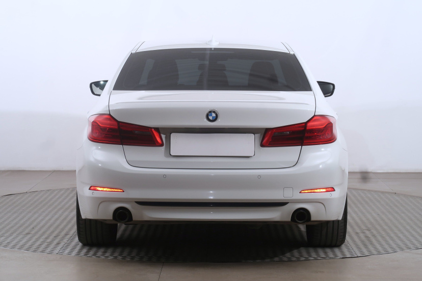 BMW 5, 2017