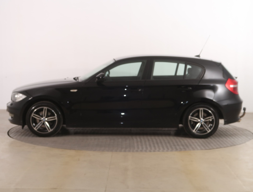 BMW 1, 2011