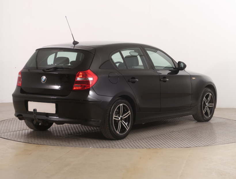BMW 1, 2011