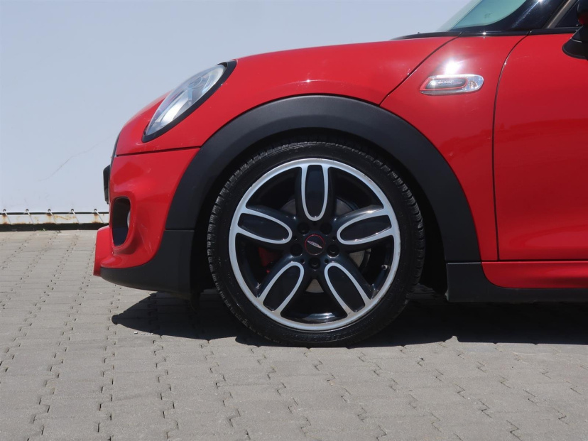 MINI 5-door, 2015