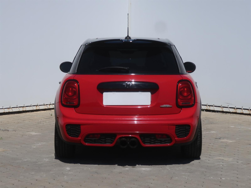 MINI 5-door, 2015